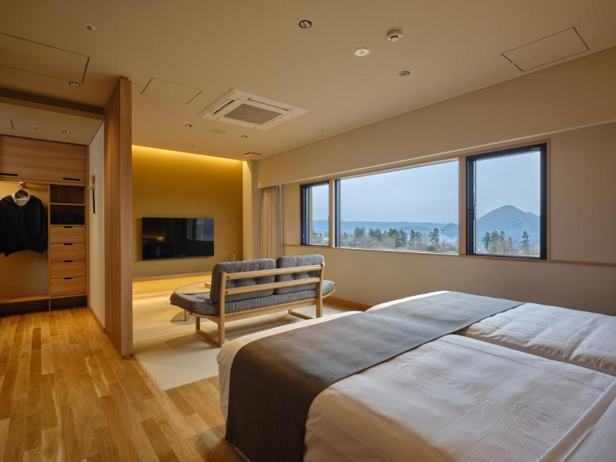 Lake Toya Tsuruga Resort Hikarinouta Toyako Bagian luar foto