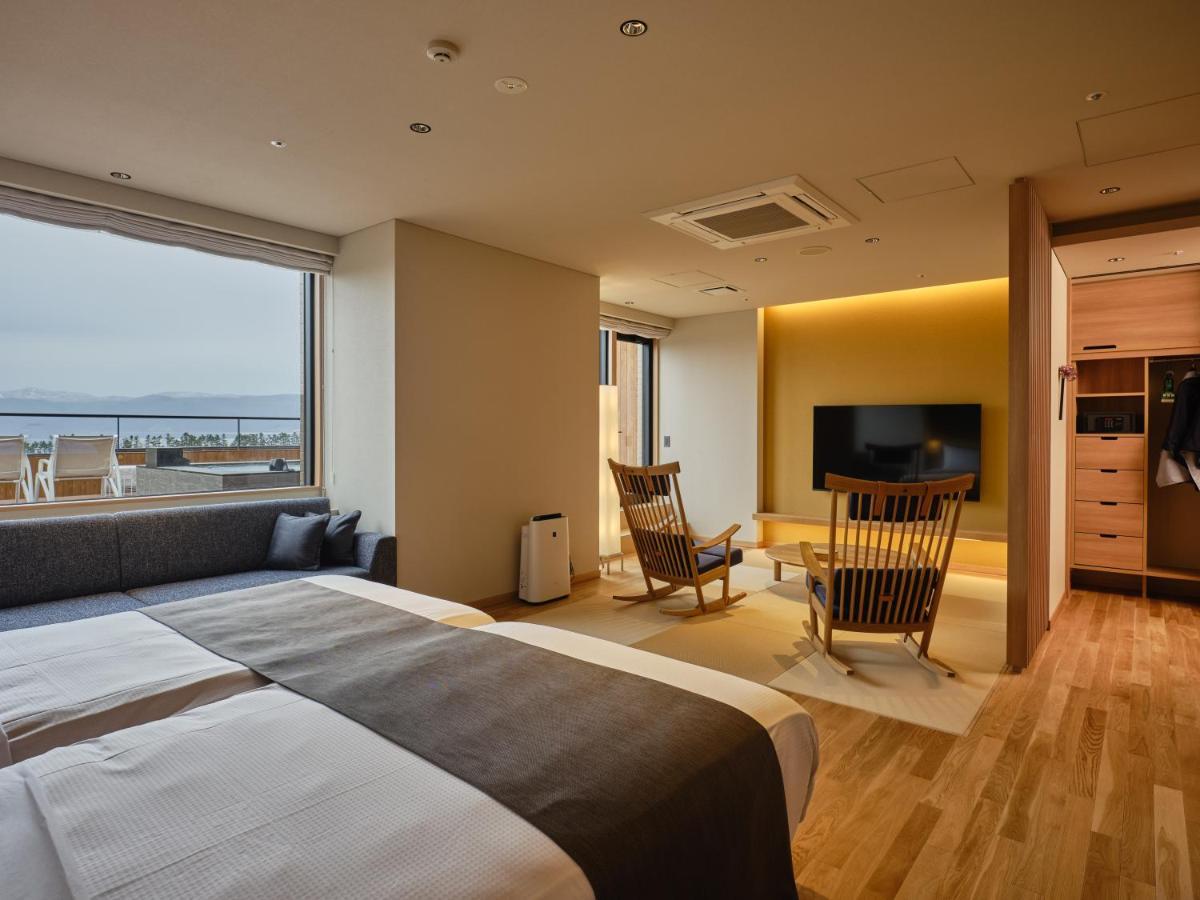 Lake Toya Tsuruga Resort Hikarinouta Toyako Bagian luar foto